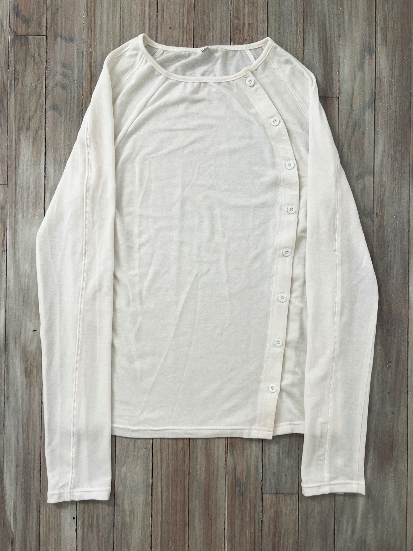 Langarm-Shirt mit Rundhals und Knopfleiste