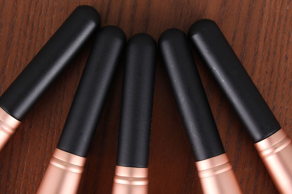 14-teiliges Make-up Pinselset mit Holzgriff