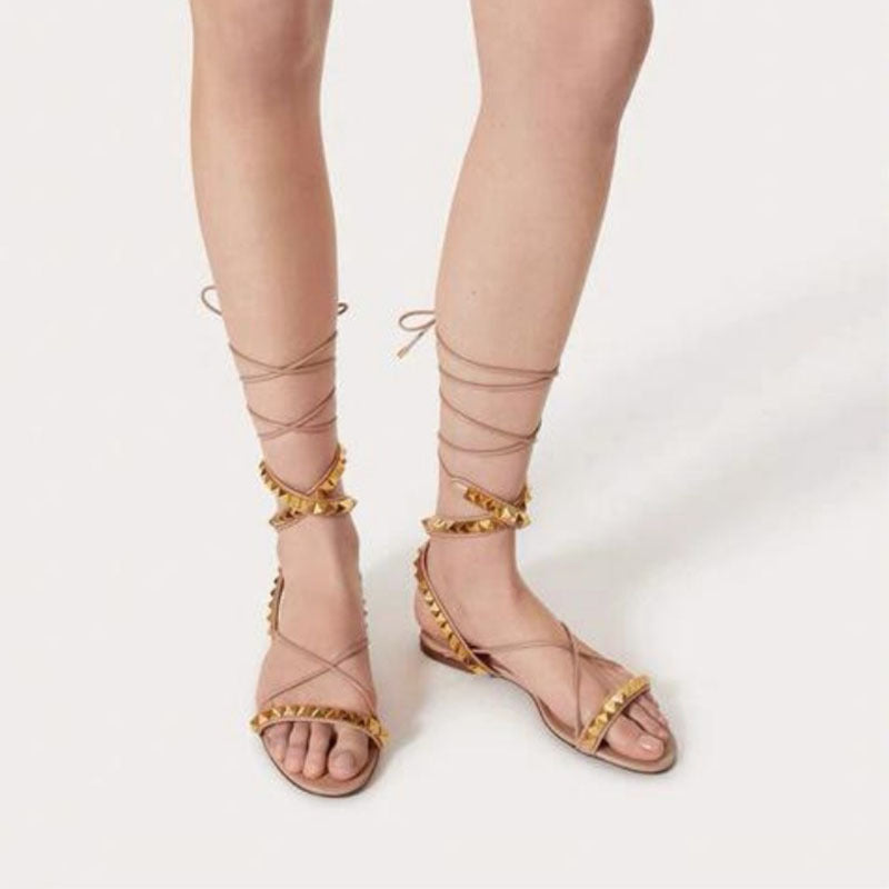 Römer Sandalen mit Nieten und Kreuzriemen – Bild 9 | LuxeStyle