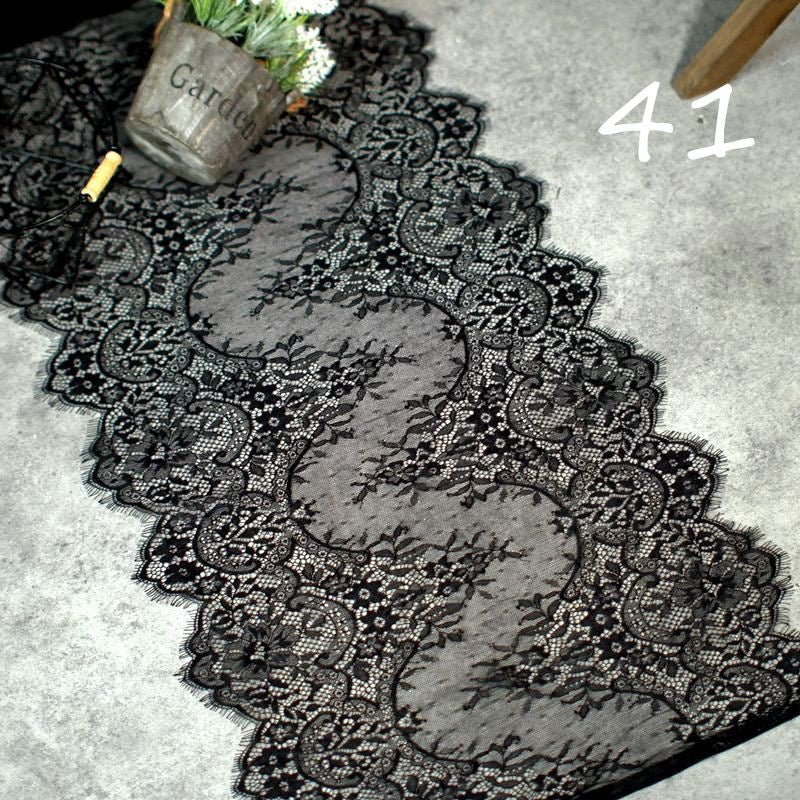 Wimpernspitze aus Mesh-Gewebe, 3 Meter