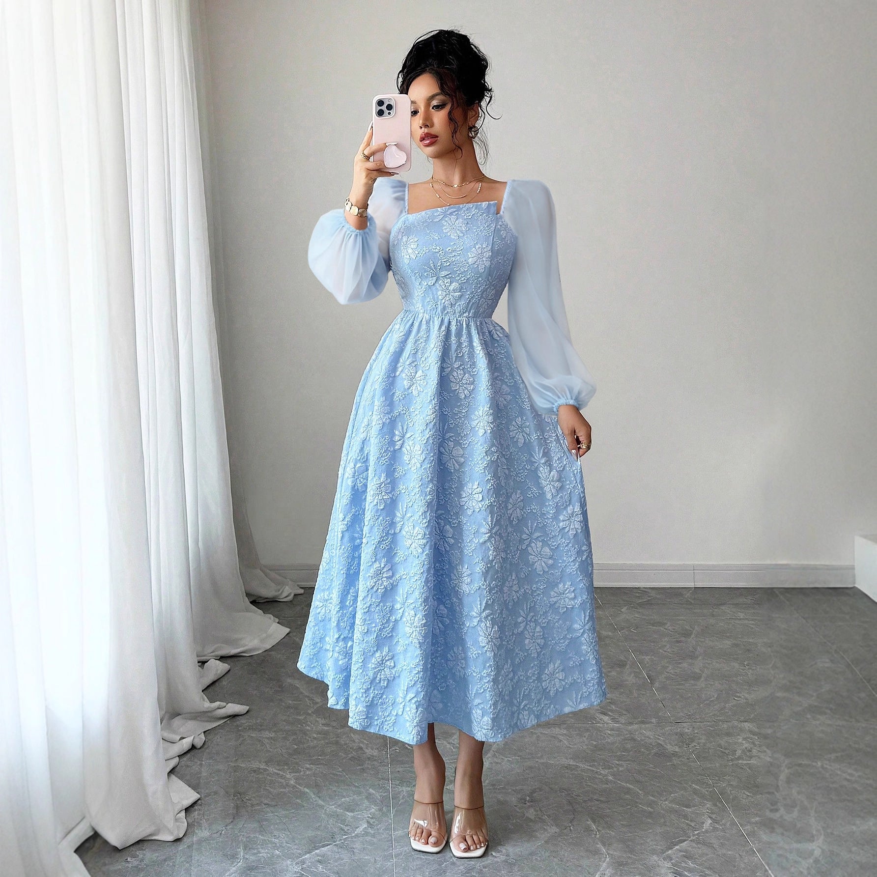 Chiffon-Kleid