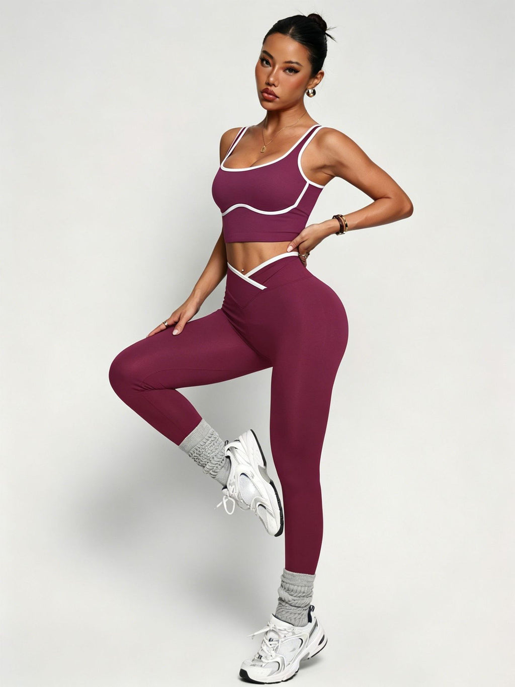 Sport-Outfit Set: BH, Tanktop & High-Waist Leggings