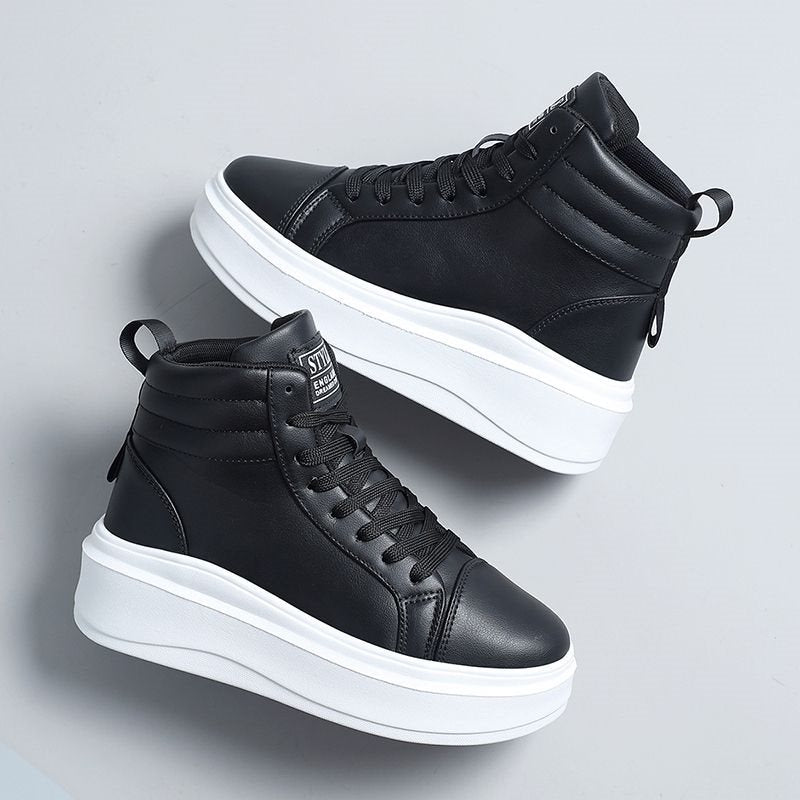 Hohe Sneaker