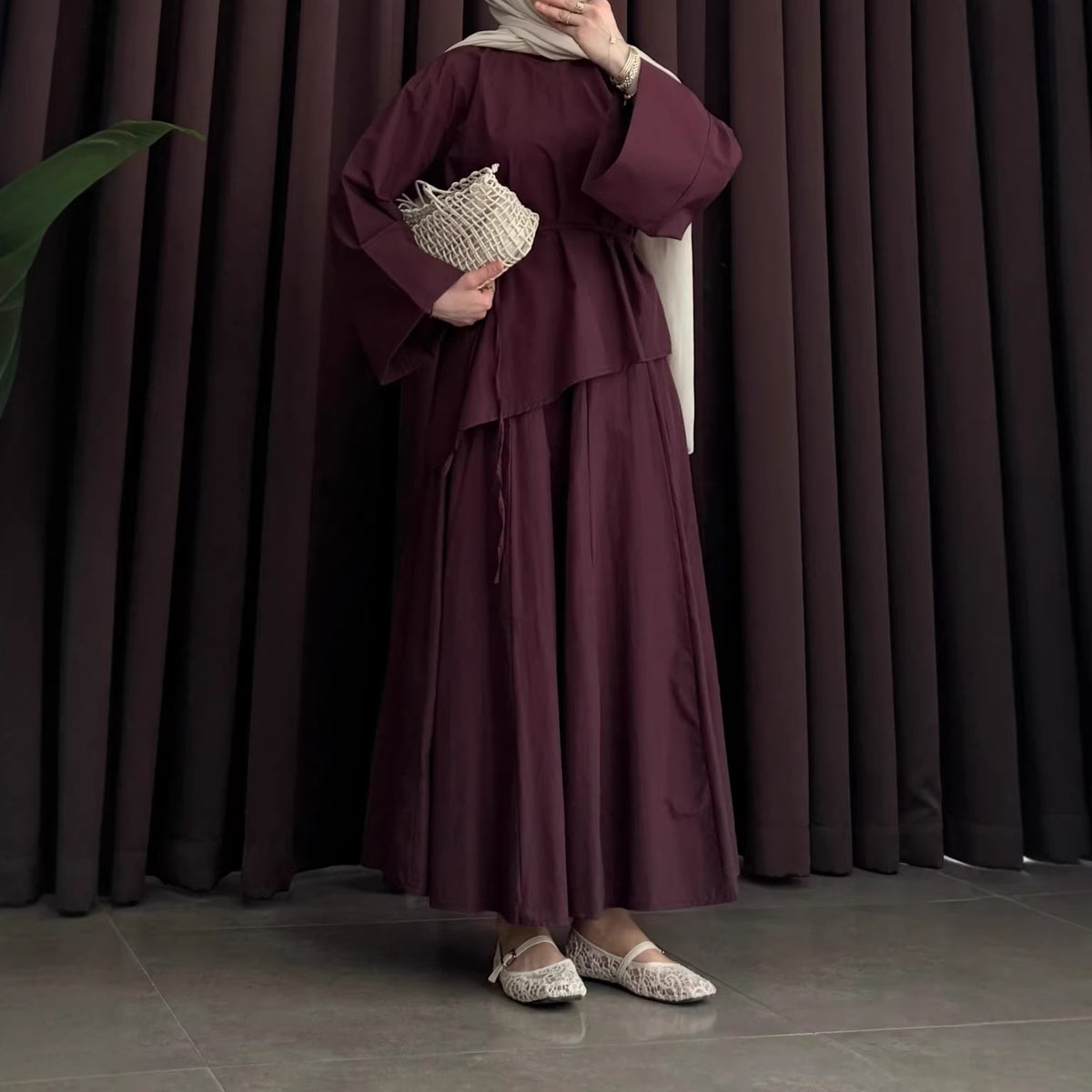 Layered Kleid mit ausgestellten Ärmeln – Bild 2 | LuxeStyle