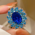 Diamantbesetzte Brosche in geometrischer Form | LuxeStyle