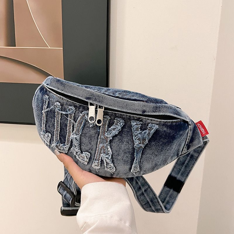 Unisex-Schultertasche aus Denim – Lucky Blue – Bild 7 | LuxeStyle