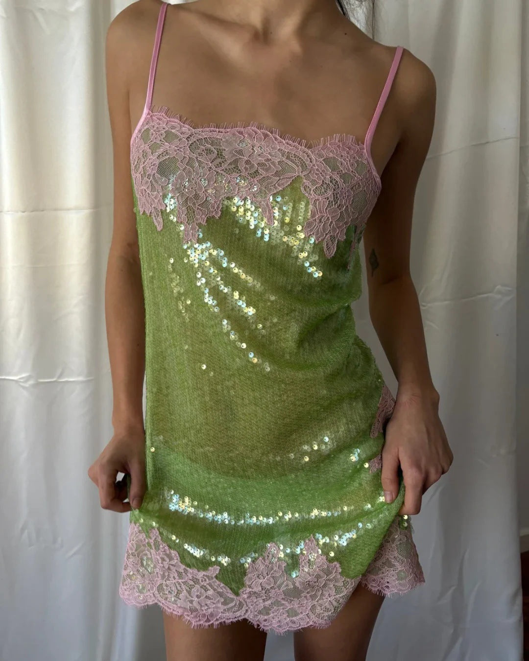 Figurformender Kleid