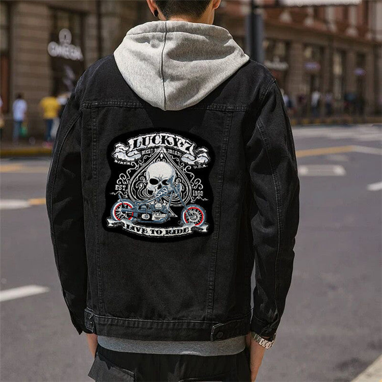 Stoffaufnäher mit Totenkopf-Stickerei | LuxeStyle