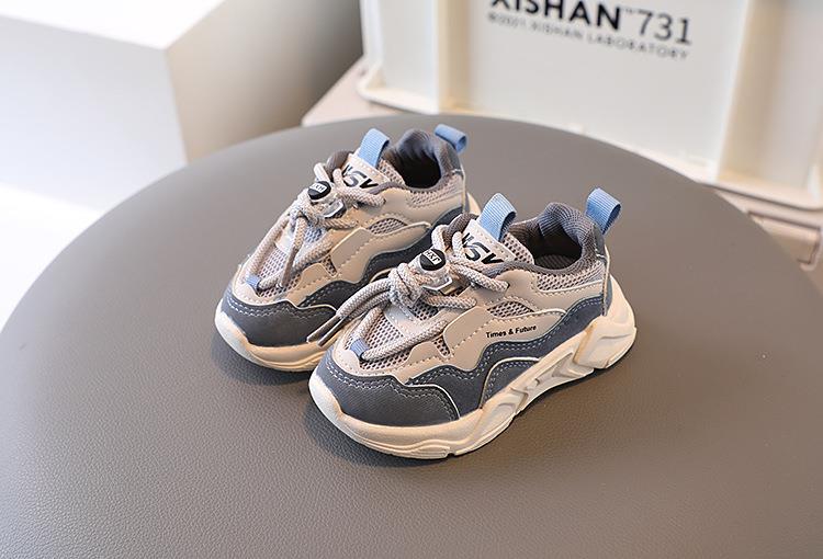 Atmungsaktive Mesh-Schuhe für Mädchen