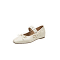 Silberne Mary Jane mit verstecktem Absatz – Bild 1 | LuxeStyle
