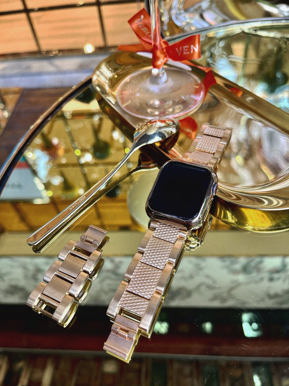 Edelstahl-Uhrarmband für Apple Watch – Bild 4 | LuxeStyle