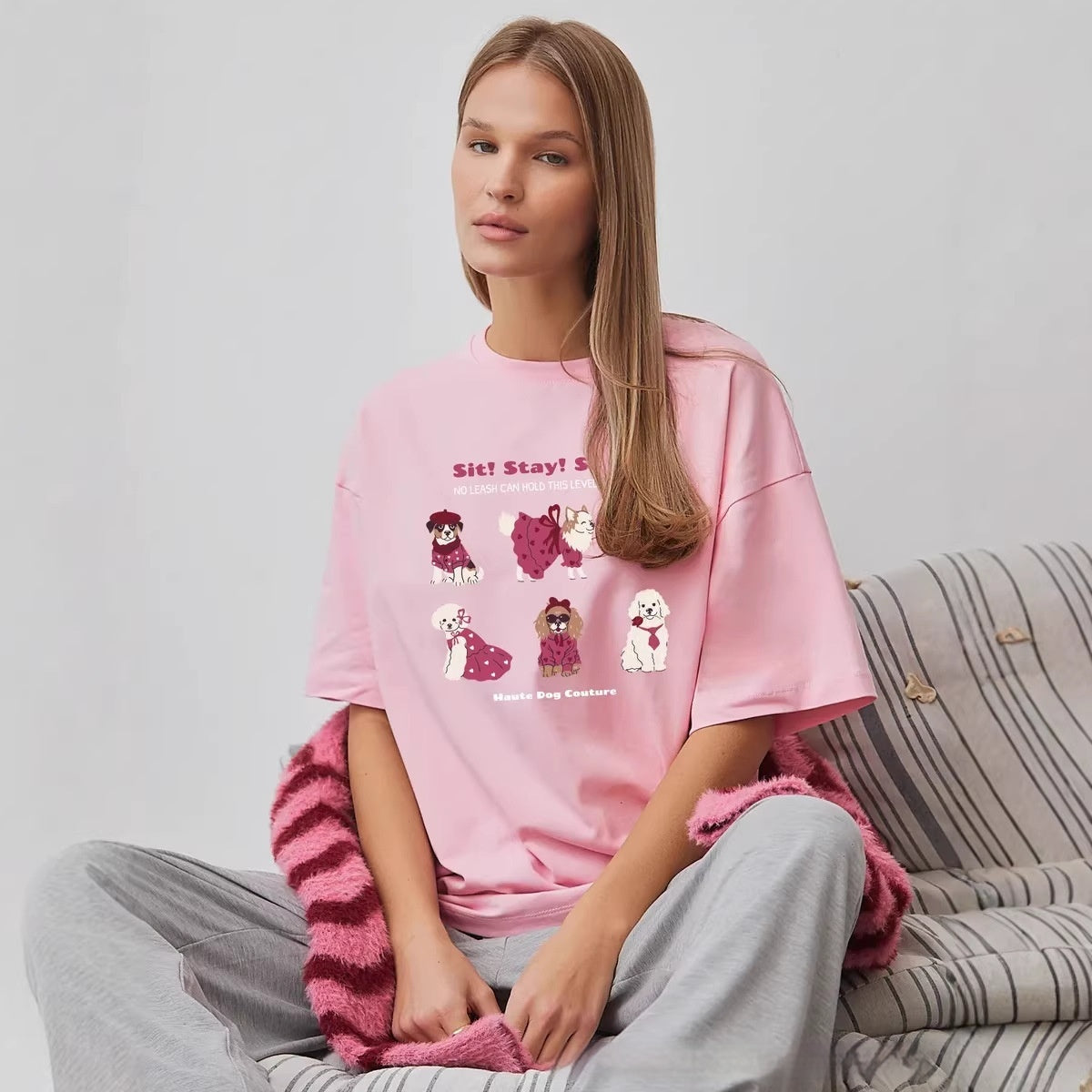 Kurzes Freizeit-Top mit Geometrie-Muster