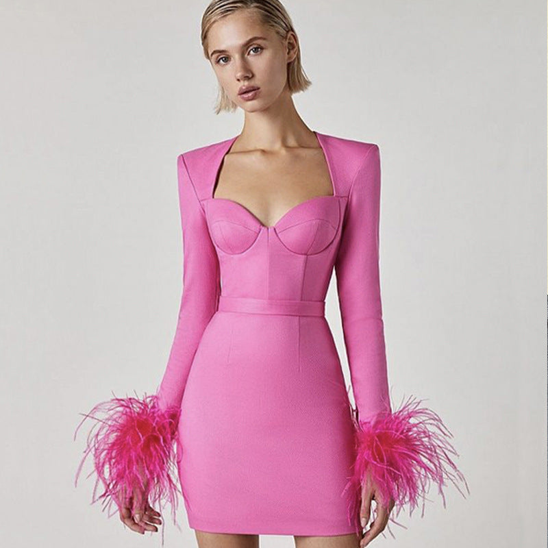 Bandage-Kleid mit Federdetails – Bild 5 | LuxeStyle