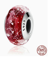 Farbe: Rote Glasperlen