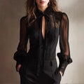 Leichte Bluse mit Spitze und langen Ärmeln – Bild 11 | LuxeStyle
