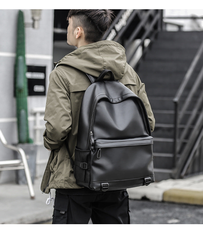 Grosser, wasserdichter Rucksack mit USB-Anschluss – Bild 2 | LuxeStyle