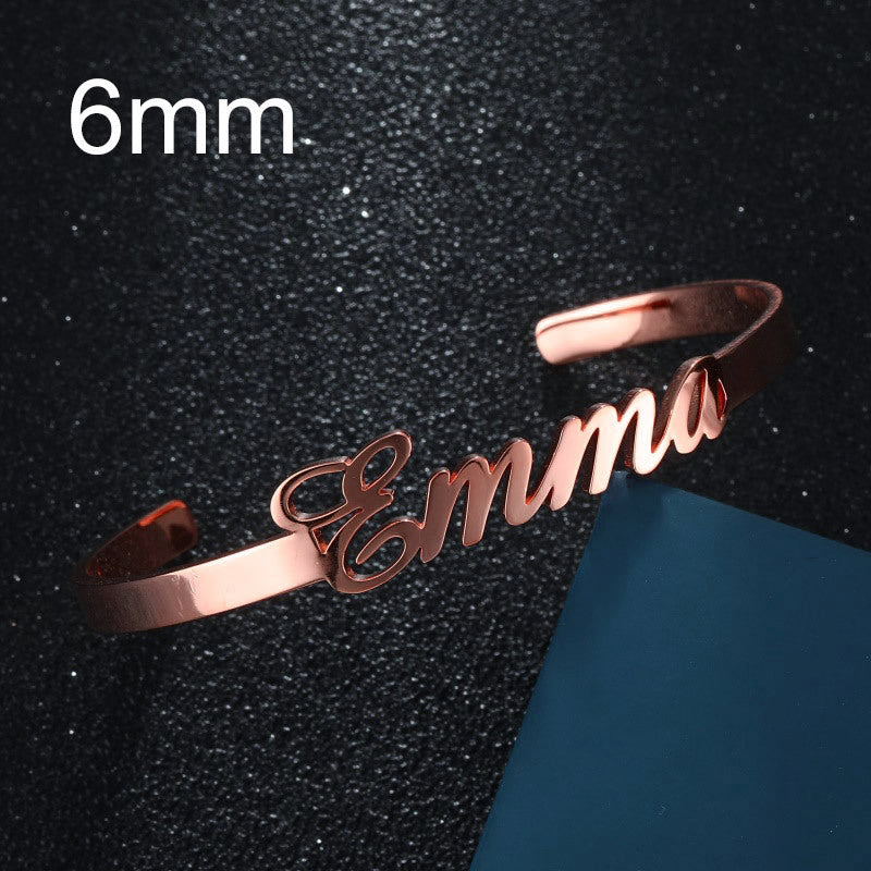 Personalisiertes Armband mit Gravur