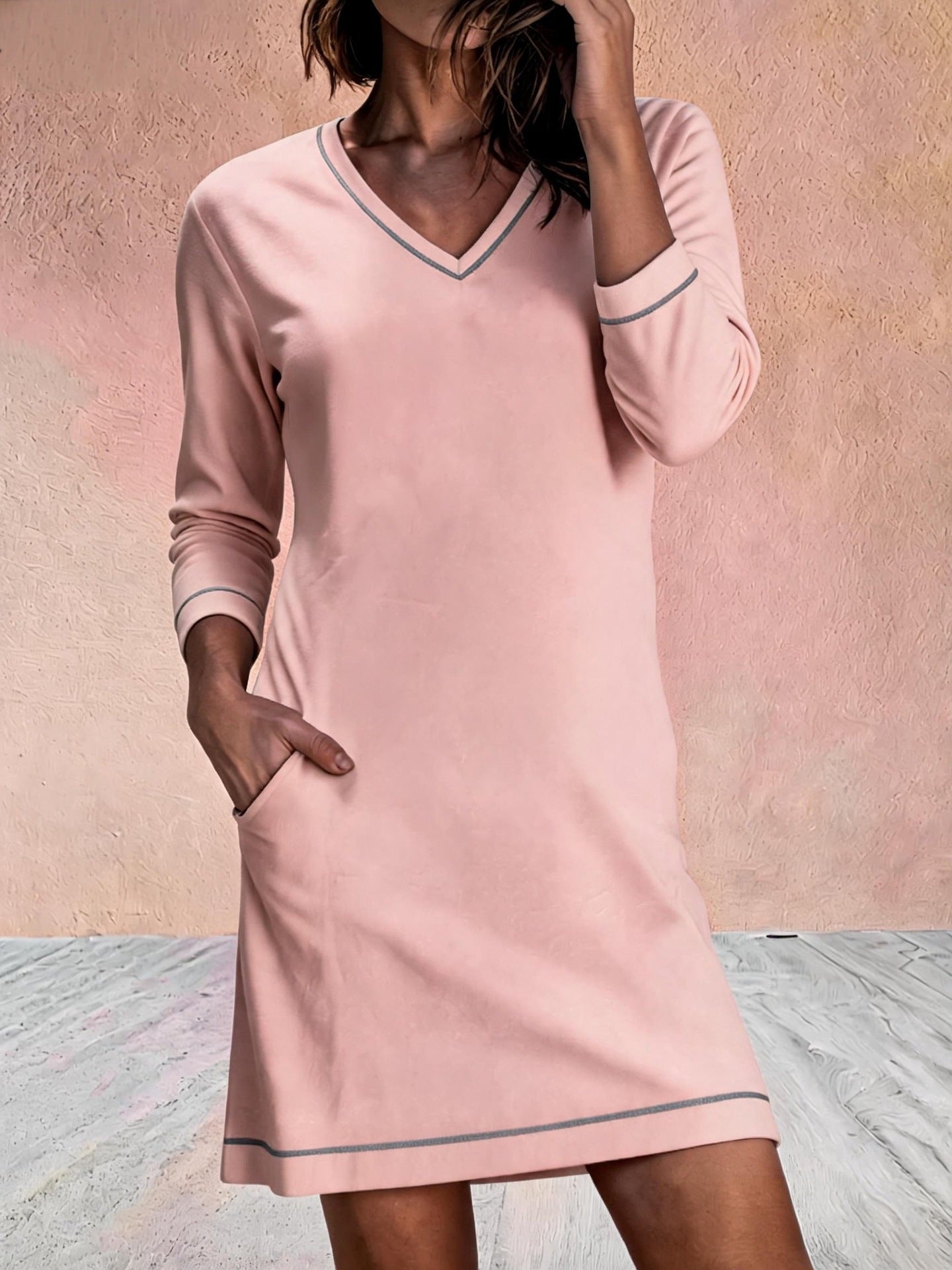 V-Ausschnitt 3/4-Arm Minikleid