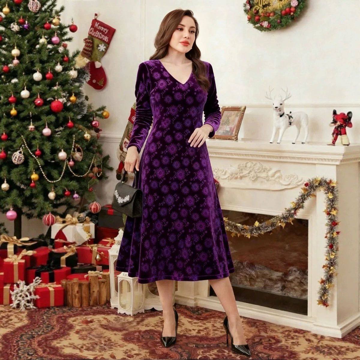 Samtkleid mit V-Ausschnitt und langen Ärmeln | LuxeStyle