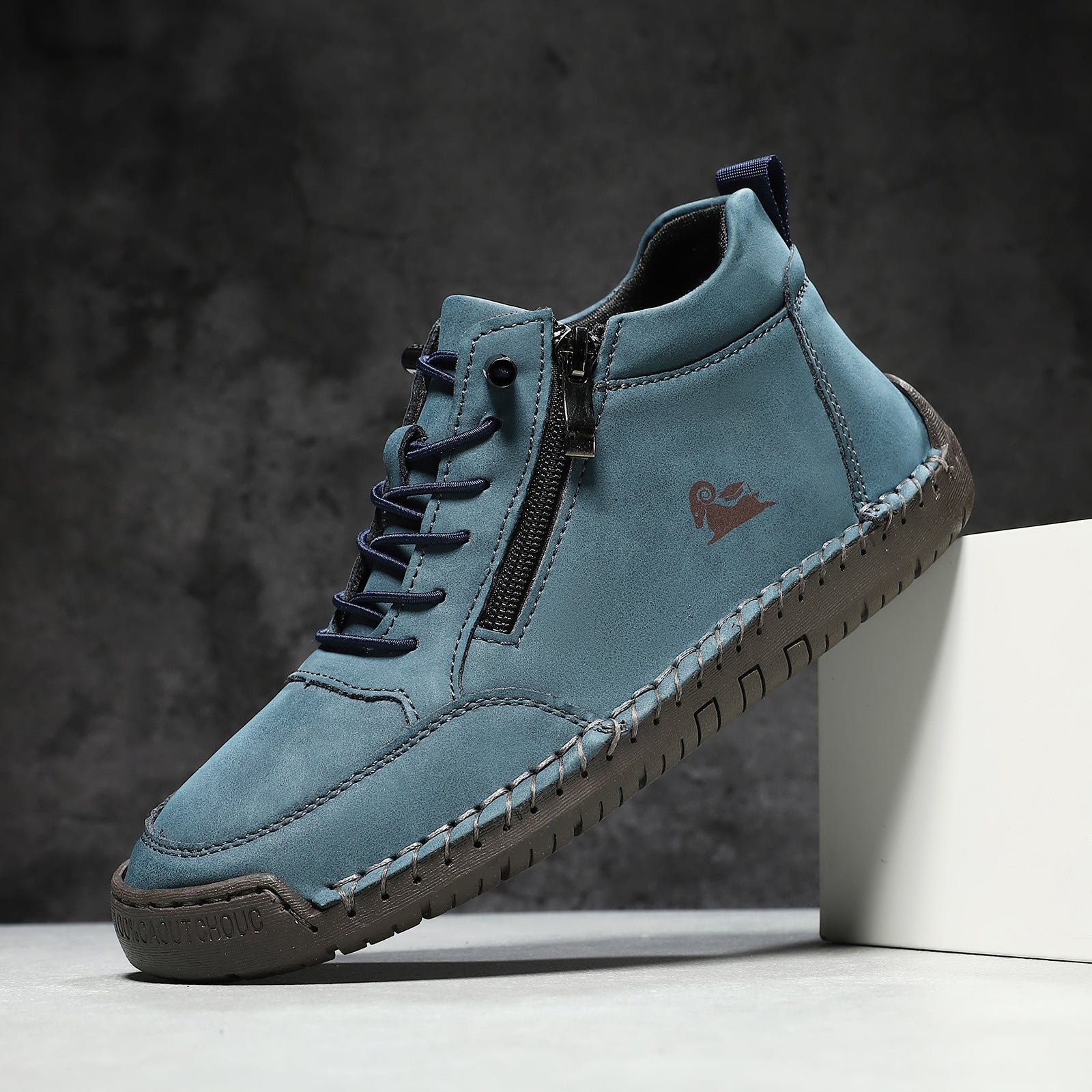 Handgenähte Damen-Freizeitschuhe mit weicher Sohle