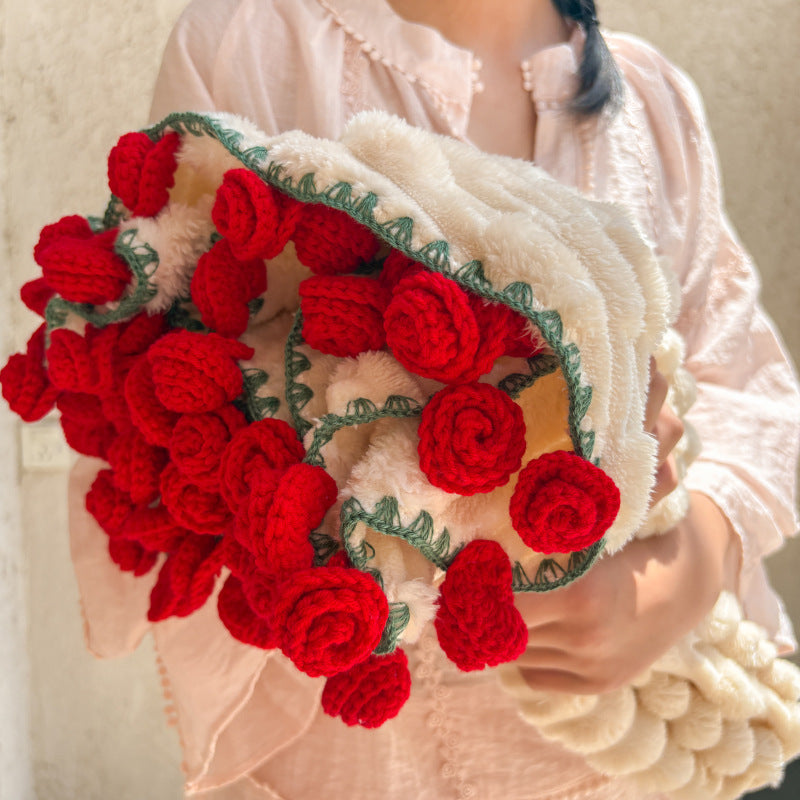 Kuscheliger Fleece-Überwurf mit Rosen-Design