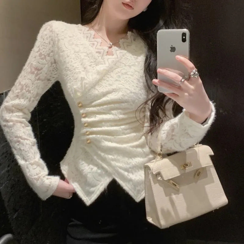 Damenbluse im Chanel-Stil