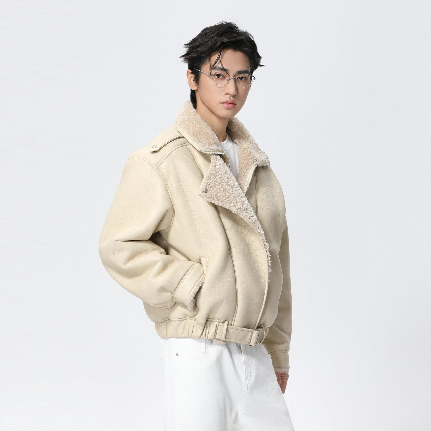 Gefütterte Winterjacke mit Umlegekragen – Ansicht 3