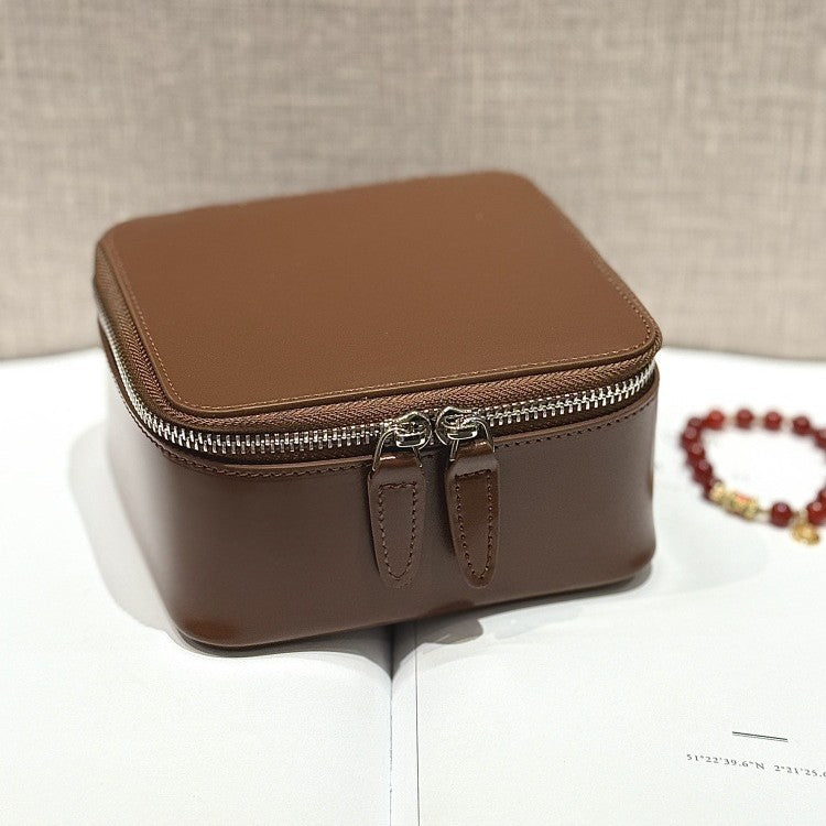 Echtleder Box für Ohrringe und Schmuck – Bild 5 | LuxeStyle