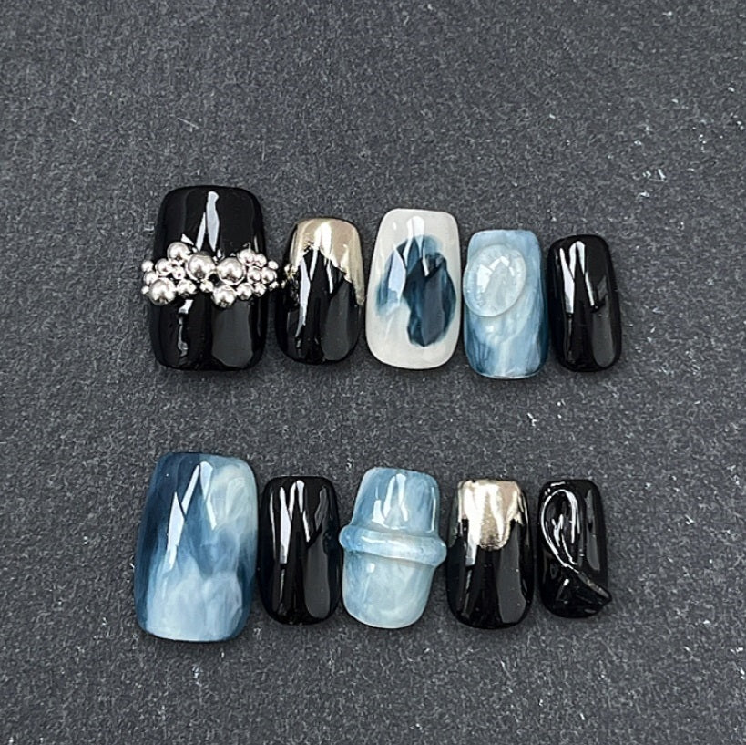 Black Glacier Design-Nägel zum Aufkleben – Bild 4 | LuxeStyle