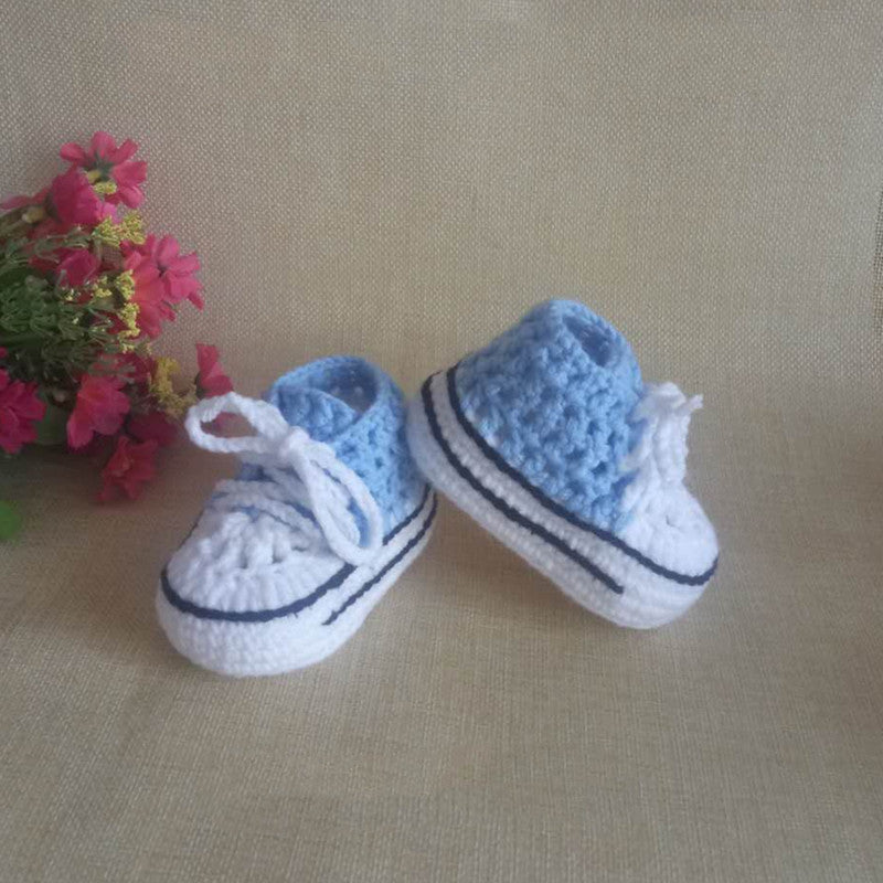 Handgestrickte Baby-Finkli – Bild 2 | LuxeStyle