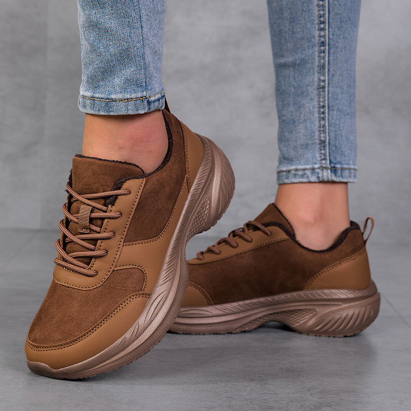 Gefütterte Winterschuhe mit Schnürung