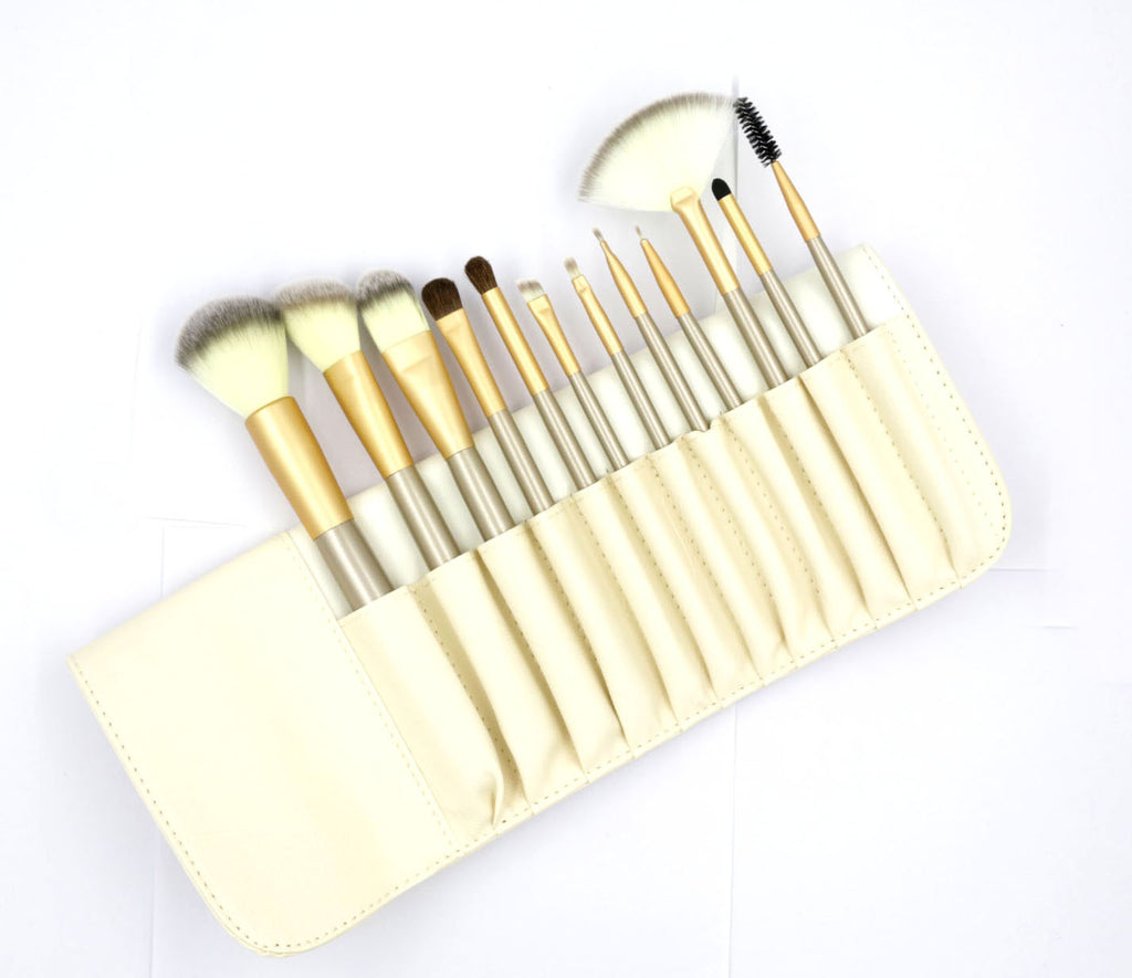 12/18/24 Bürsten-Set – Bild 7 | LuxeStyle