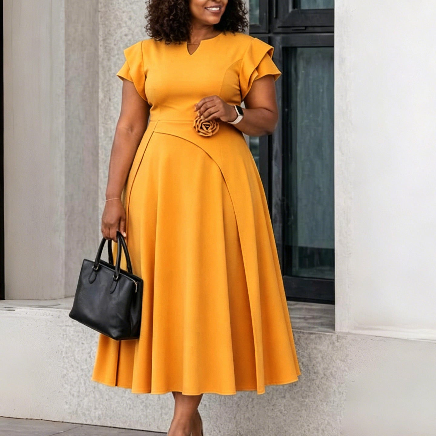 Elegantes Sommerkleid mit Blumenmuster