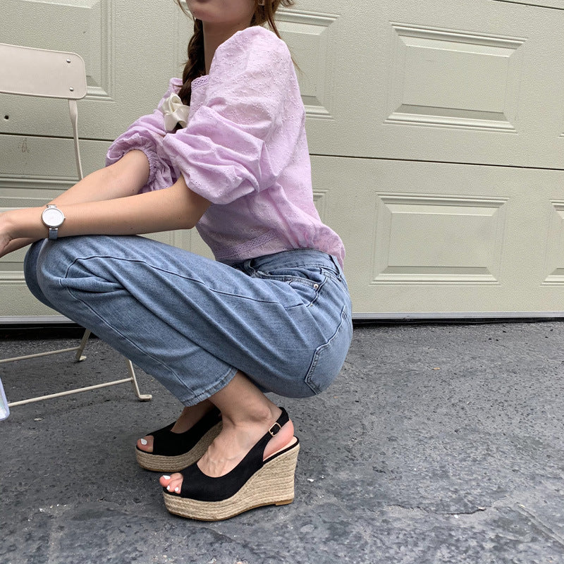 Keilabsatz-Sandalen aus geflochtener Jute