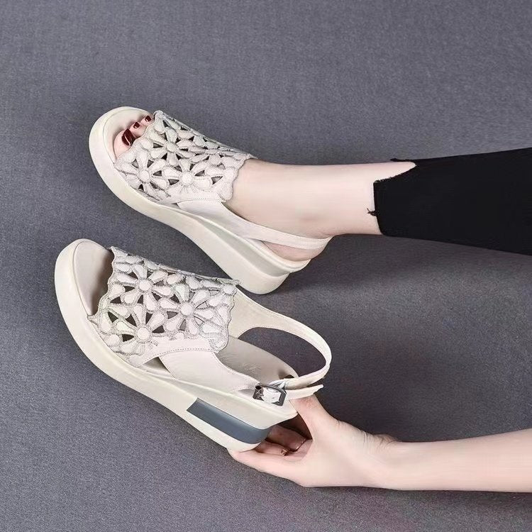 Römer-Sandalen mit Schnalle – Bild 4 | LuxeStyle