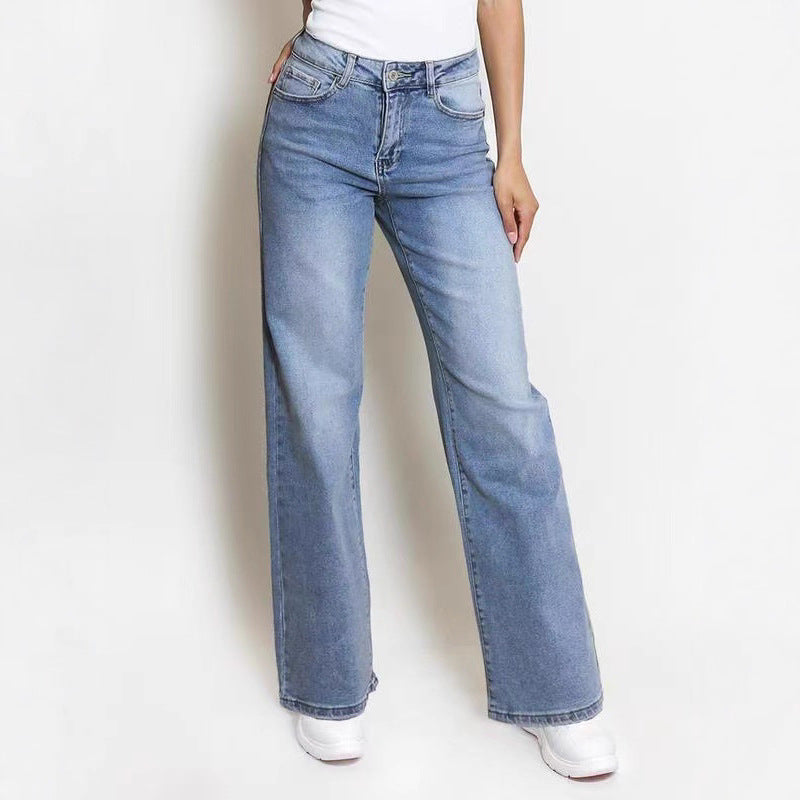 Weite Damenjeans, gerades Bein