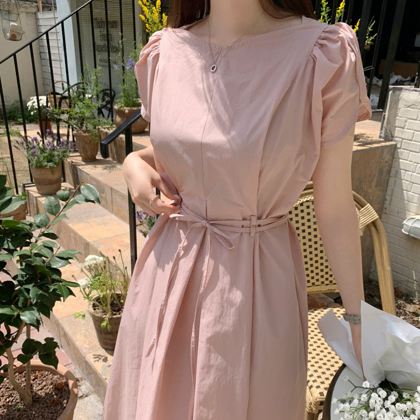 Elegantes Maxi-Kleid mit Flounce und Puffärmeln – Bild 5 | LuxeStyle