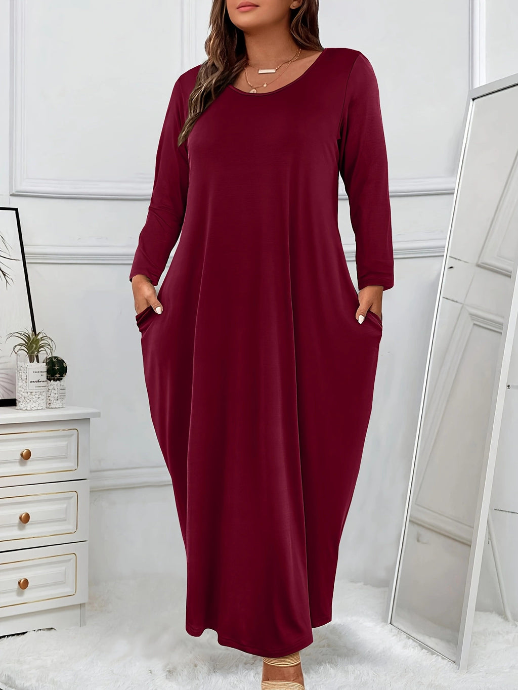 Kleid mit Rundhals und langen Ärmeln – Bild 10 | LuxeStyle