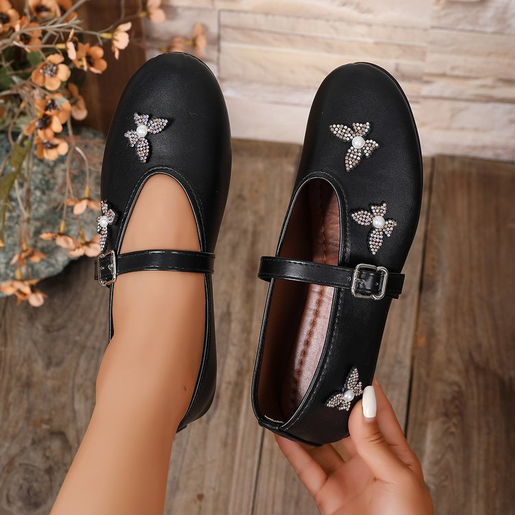 Mary Jane Pumps mit Strass-Schleife