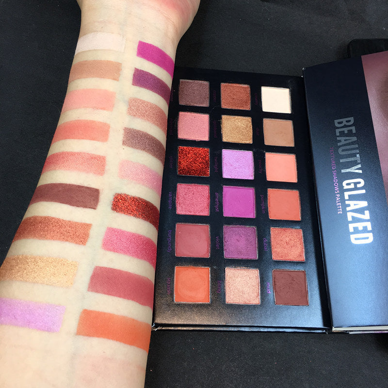 Beauty Glazed Lidschatten-Palette – Bild 7 | LuxeStyle
