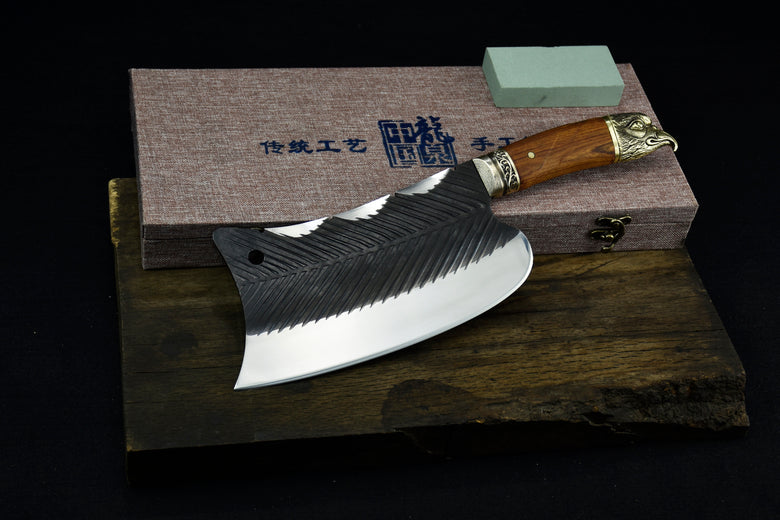 Raptor Knochenschneider – Bild 2 | LuxeStyle