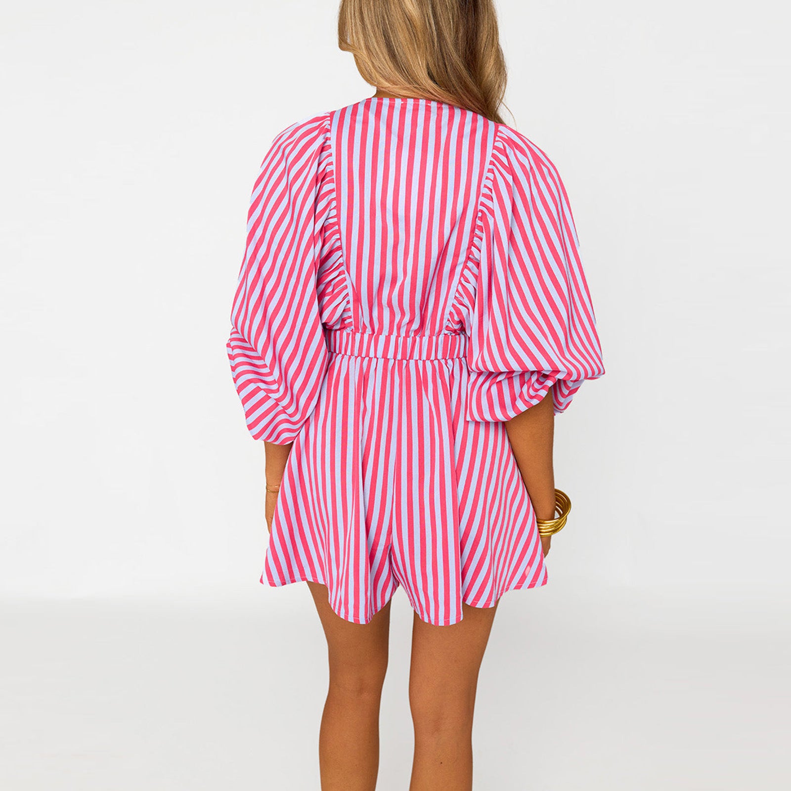 V-Ausschnitt Jumpsuit mit weitem Bein