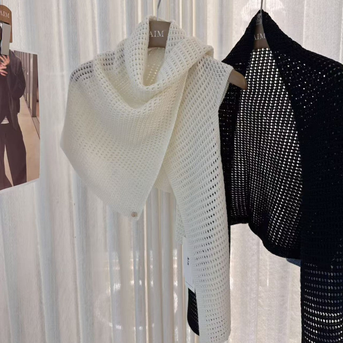 Gestrickter Schal mit Aushöhlung – Bild 7 | LuxeStyle