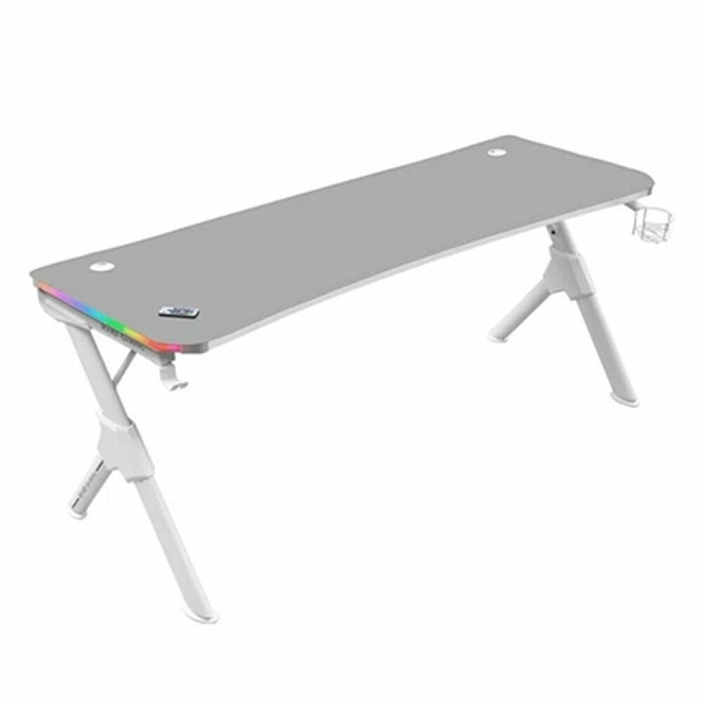 Gaming Schreibtisch: RGB-Licht & viel Platz für dein Setup