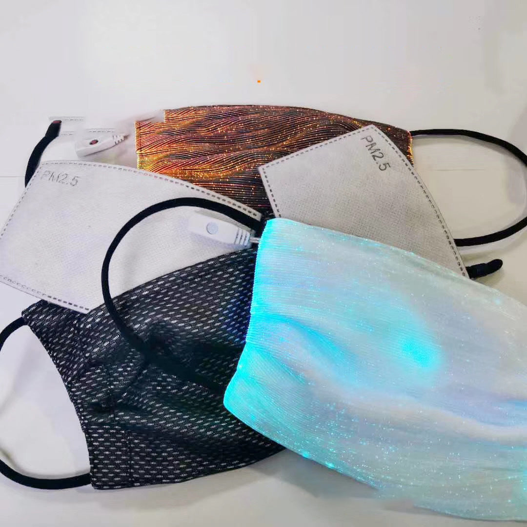 LED-Licht-Accessoire für Gesicht – Bild 4 | LuxeStyle