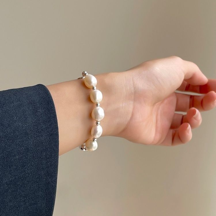 Armband mit Süsswasserperlen und Tiermotiv – Bild 2 | LuxeStyle