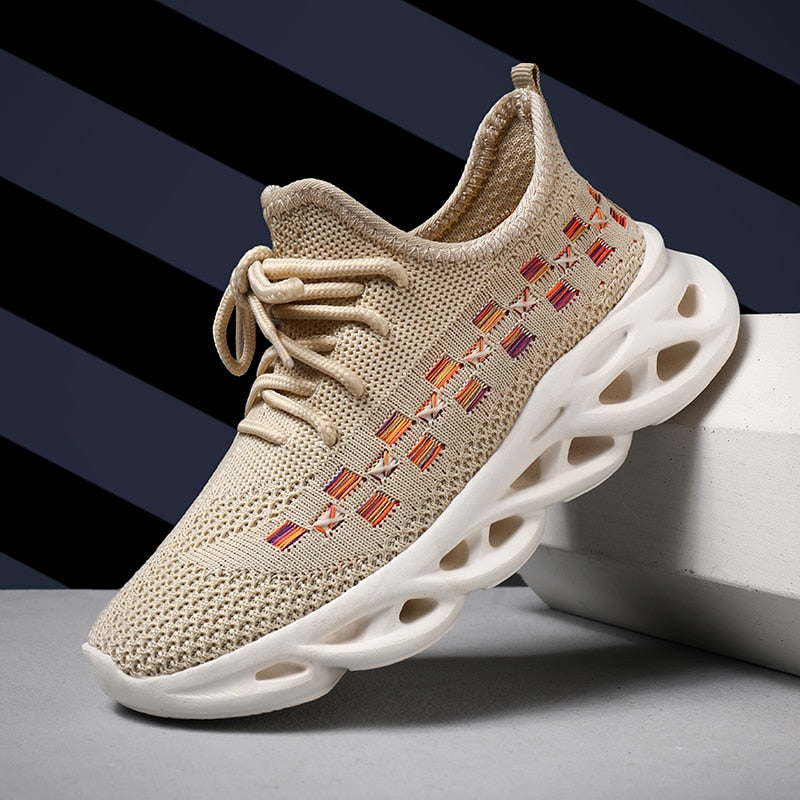 Sportliche Mädchenschuhe mit Mesh – Bild 9 | LuxeStyle