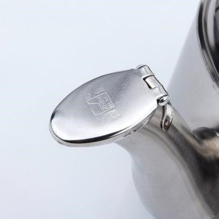 Edelstahl-Teekessel für alle Herdarten – Bild 3 | LuxeStyle