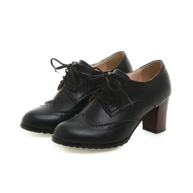Englischer Stil Leder-Schuhe mit Blockabsatz – Bild 7 | LuxeStyle