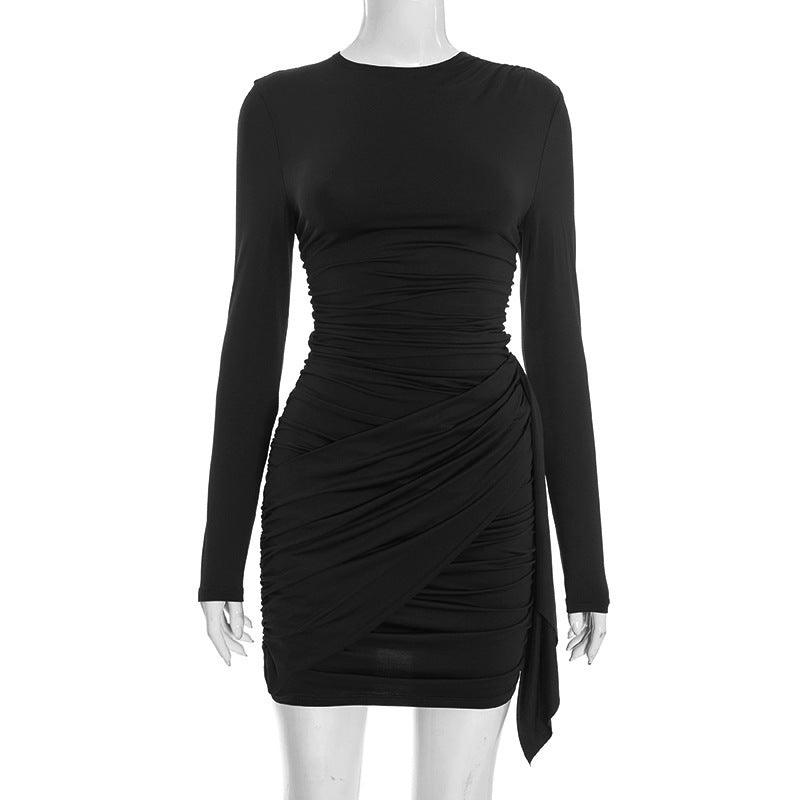 Asymmetrisches Langarm-Kleid mit Seidenkrawatte